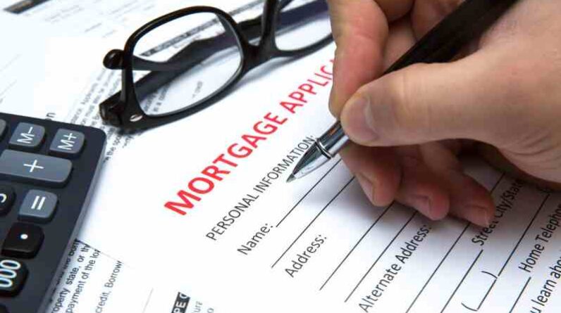 Signing a Mortgage Application